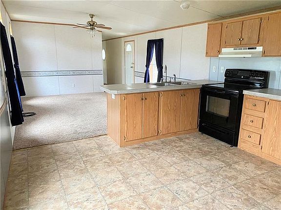 5th image of 126 Knobvue Dr