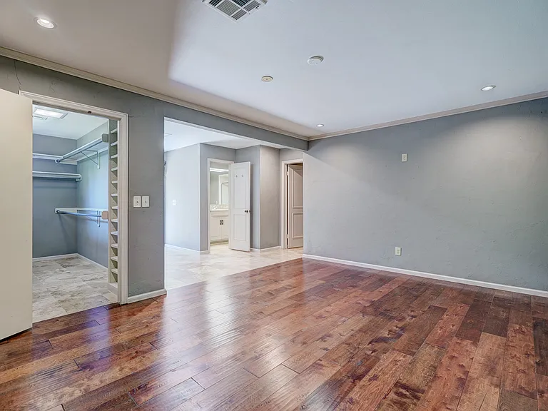 6325 Glenbrook Ct — Photo 32