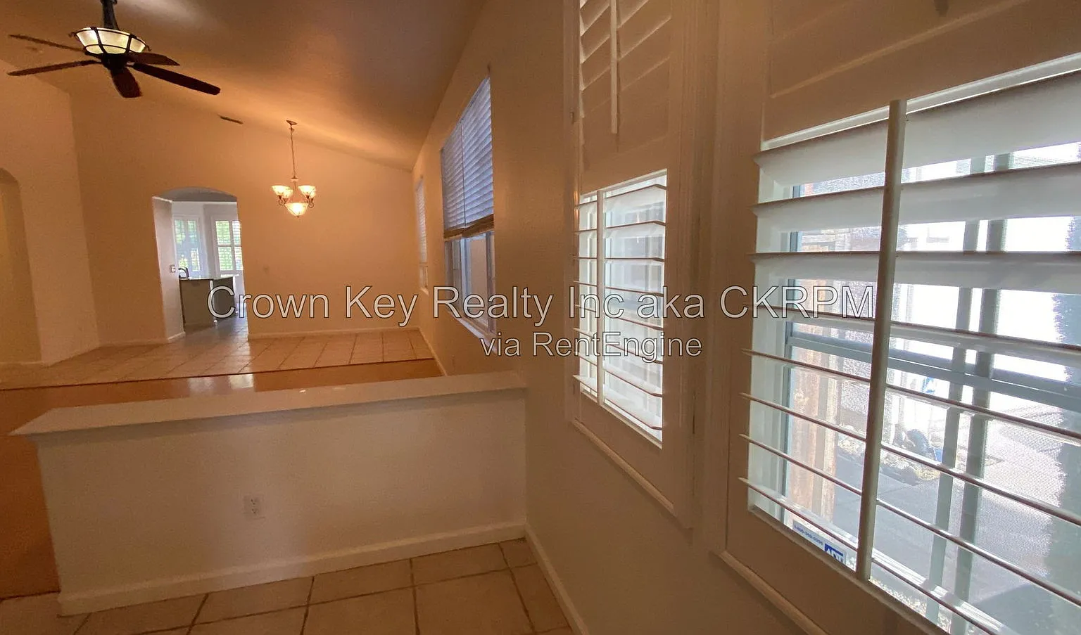 4 bed, 3.0 bath, 2017 sqft, $2,900 — Photo 3