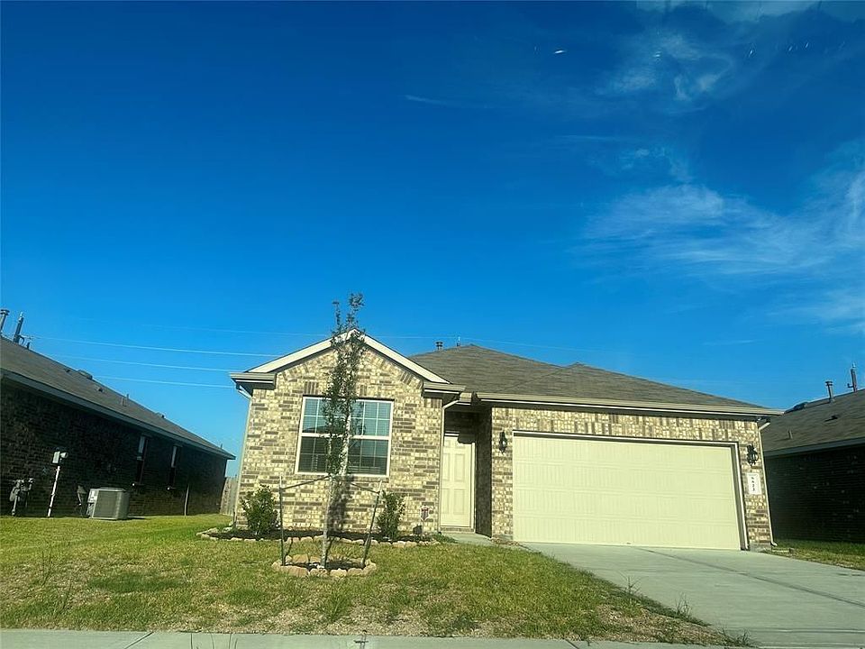 1st image of 5522 Clover Blossom Ln