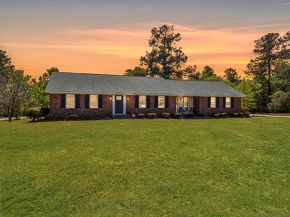 2nd image of 114 Azalea Dr