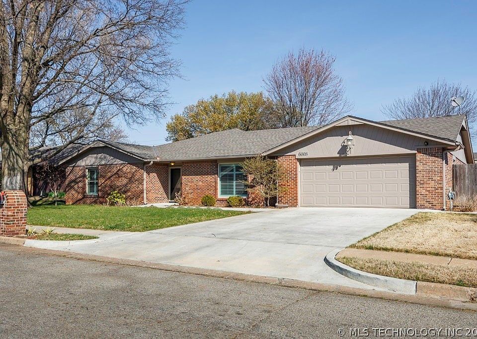 1st image of 6008 Martin Pl