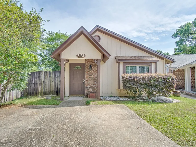 3164 Cedarwood Village Ln — Photo 2