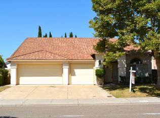 10075 River Bluff Ln, Stockton, CA 95209