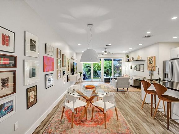 4th image of 314 SW 10th Street #A