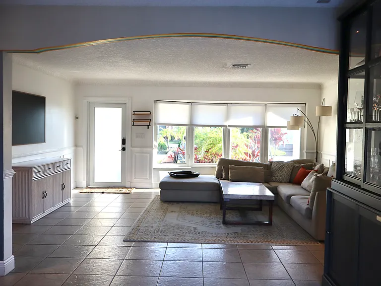 1430 NE 57th St — Photo 9