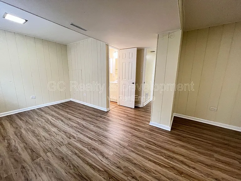 206 E Center St — Photo 22