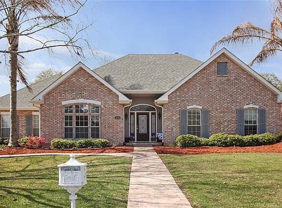 3rd image of 3624 Lake Kristin Dr