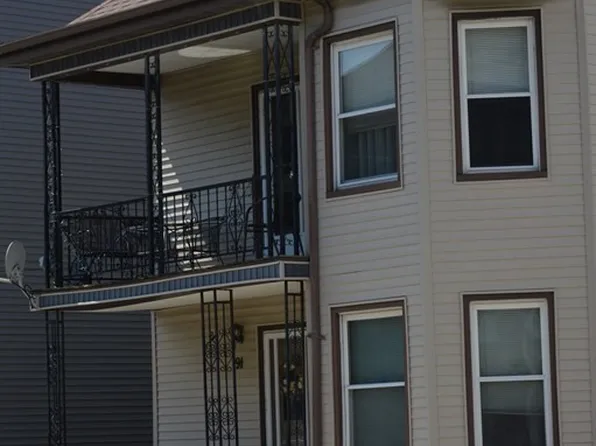 91 Jouvette St, New Bedford, MA 02744