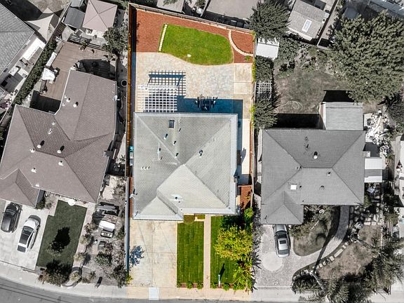 3rd image of 224 Daphne Way