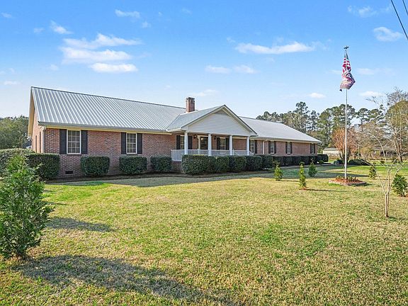 5th image of 436 Tanner Rd.