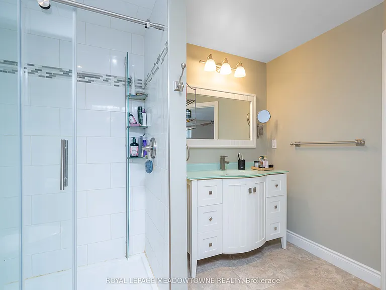 14 Costigan Ct — Photo 39
