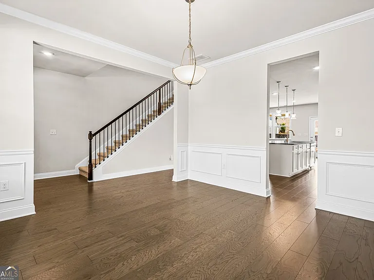 3331 Fall Branch Ln — Photo 2