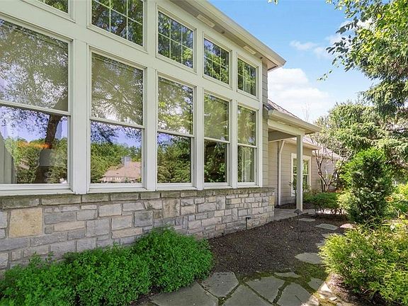 2nd image of 43 Haskell Dr