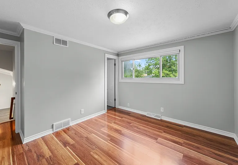10055 Concord Ct — Photo 24