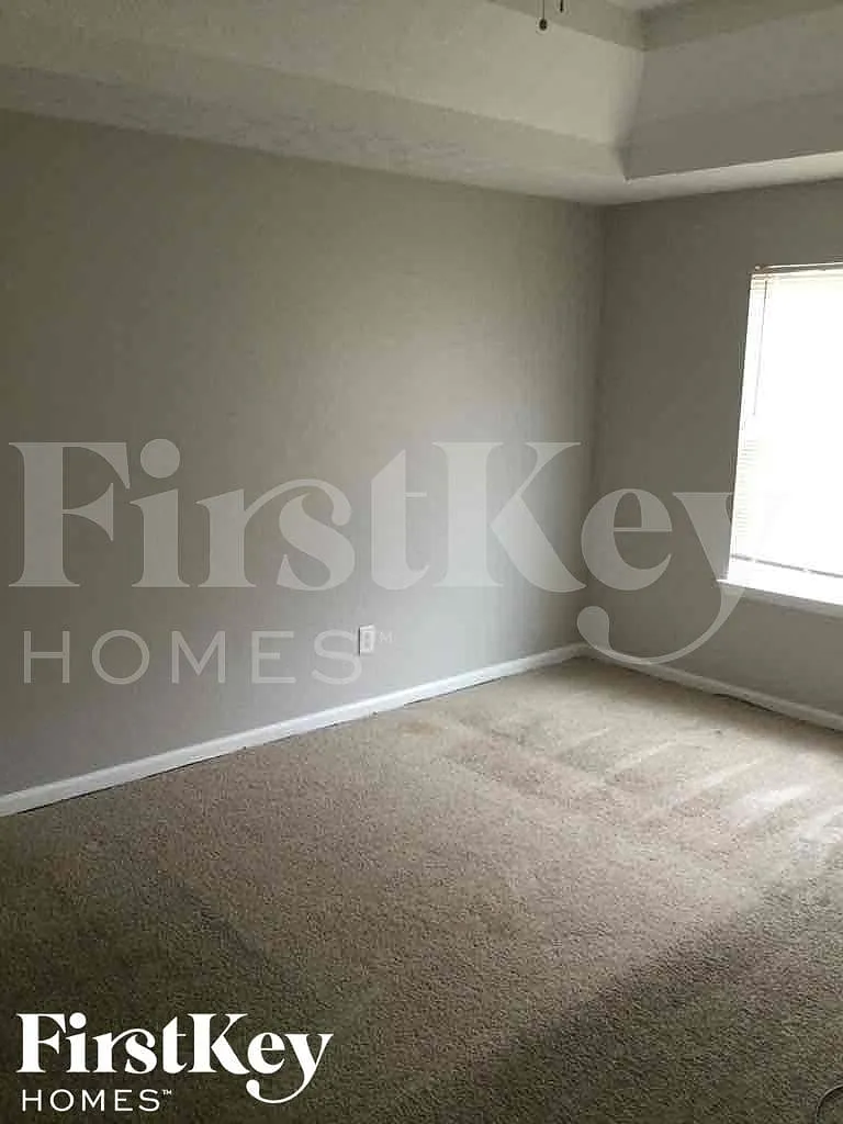 3 bed, 2.5 bath, 1445 sqft, $2,070 — Photo 3