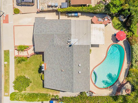5th image of 877 Fowler Ave