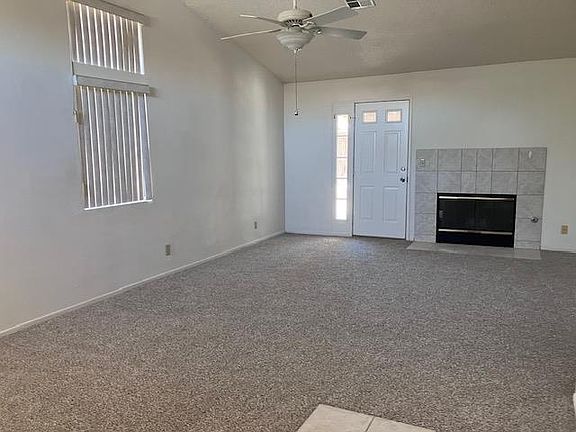 5th image of 1425 Ridgecrest Ct