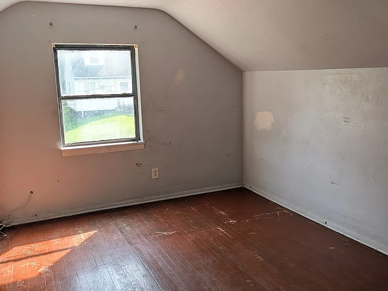 2529 Ada Ave — Photo 7