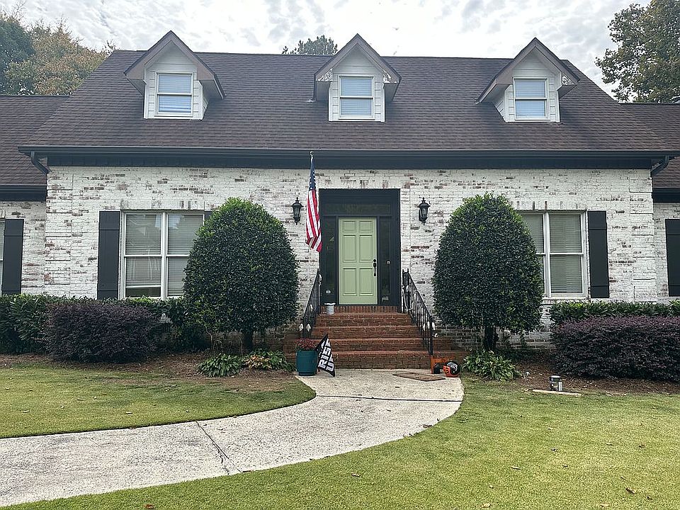 2nd image of 1907 Richland Ln