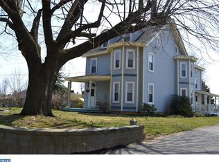 101 W Meadow Dr, West Grove, PA 19390