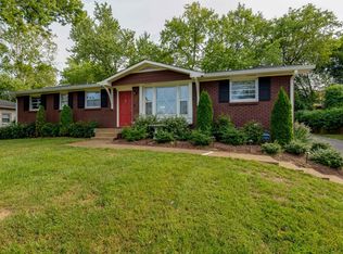 1820 Willow Springs Dr, Nashville, TN 37216
