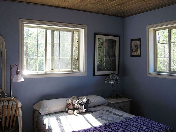 Upstairs bedroom