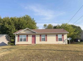 411 Eddy St, Oak Grove, KY 42262