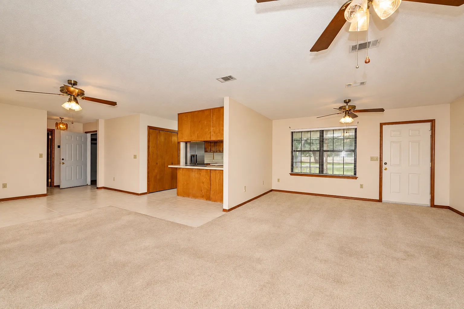 2 bed, 1639 sqft, $1,875 — Photo 4