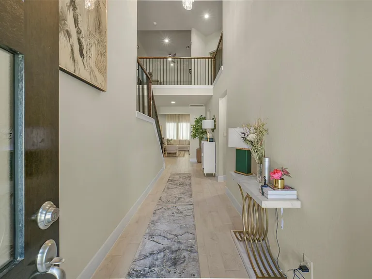 23610 Iris Field Ct — Photo 3