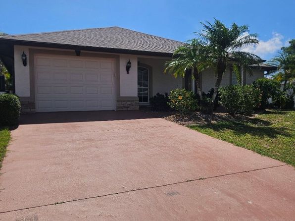 54 Palmetto Dr NE