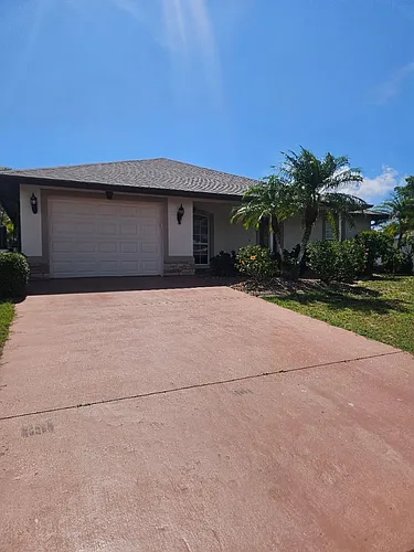 54 Palmetto Dr NE Photo 1