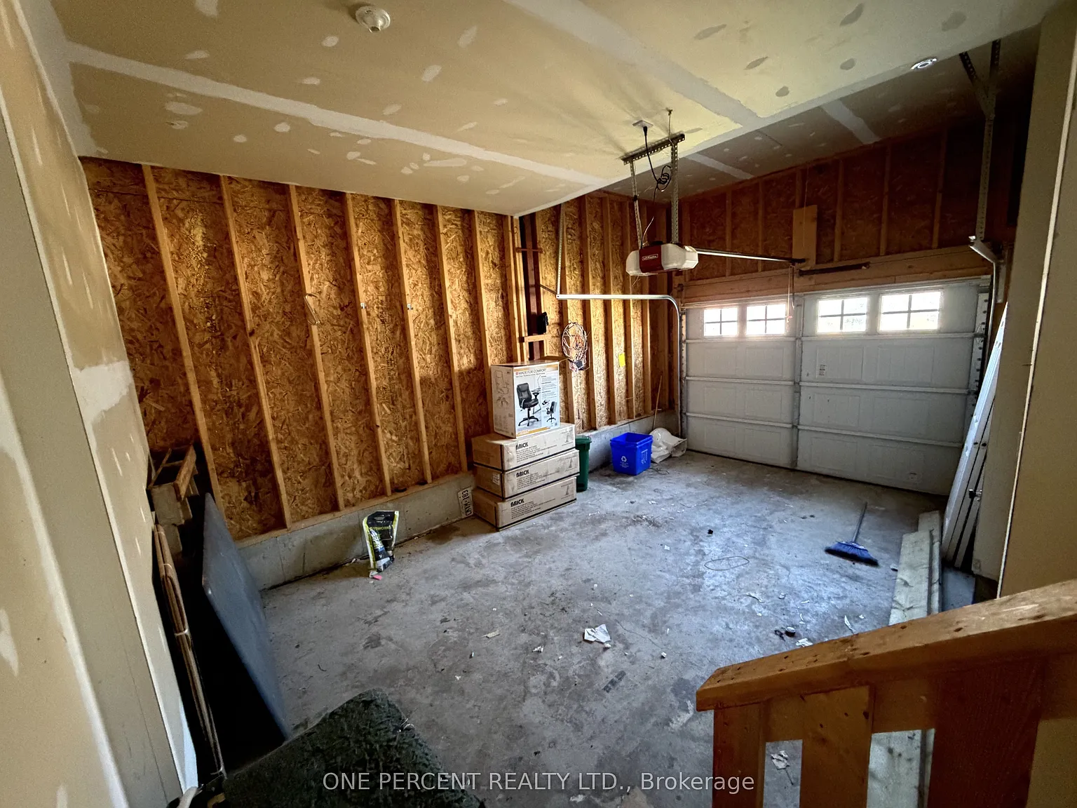 4 bed, $2,700 — Photo 3