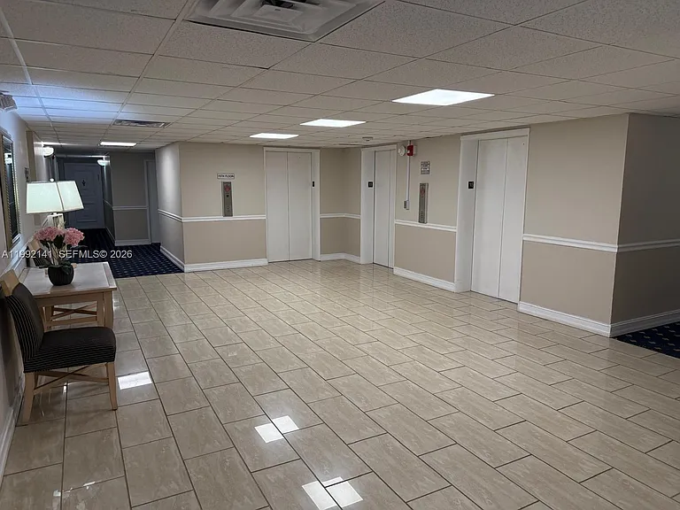 5005 Collins Ave #1525 — Photo 4