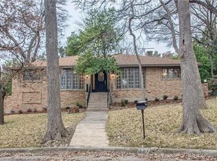 3927 Belvoir Cir, Dallas, TX 75233