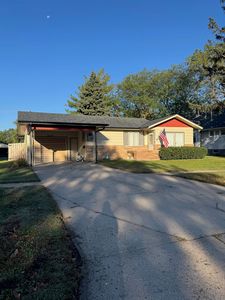 1045 N 4th St, David City, NE, 68632