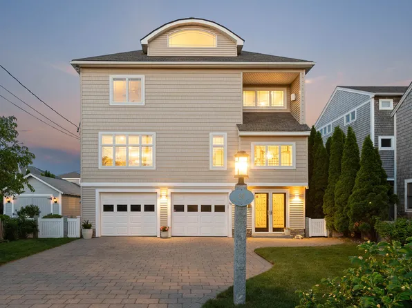 30 Ancient Highway, Hampton, NH 03842