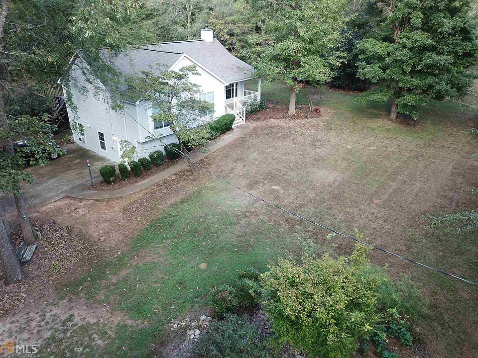 1st image of 464 N Green Cir