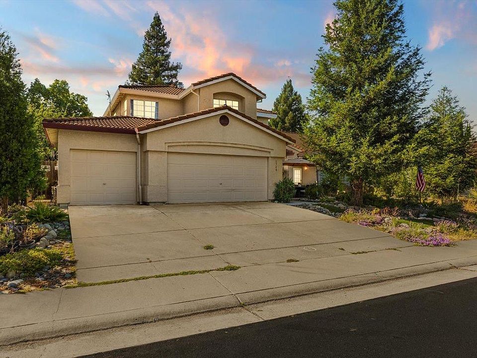 1st image of 1740 Evergreen Dr