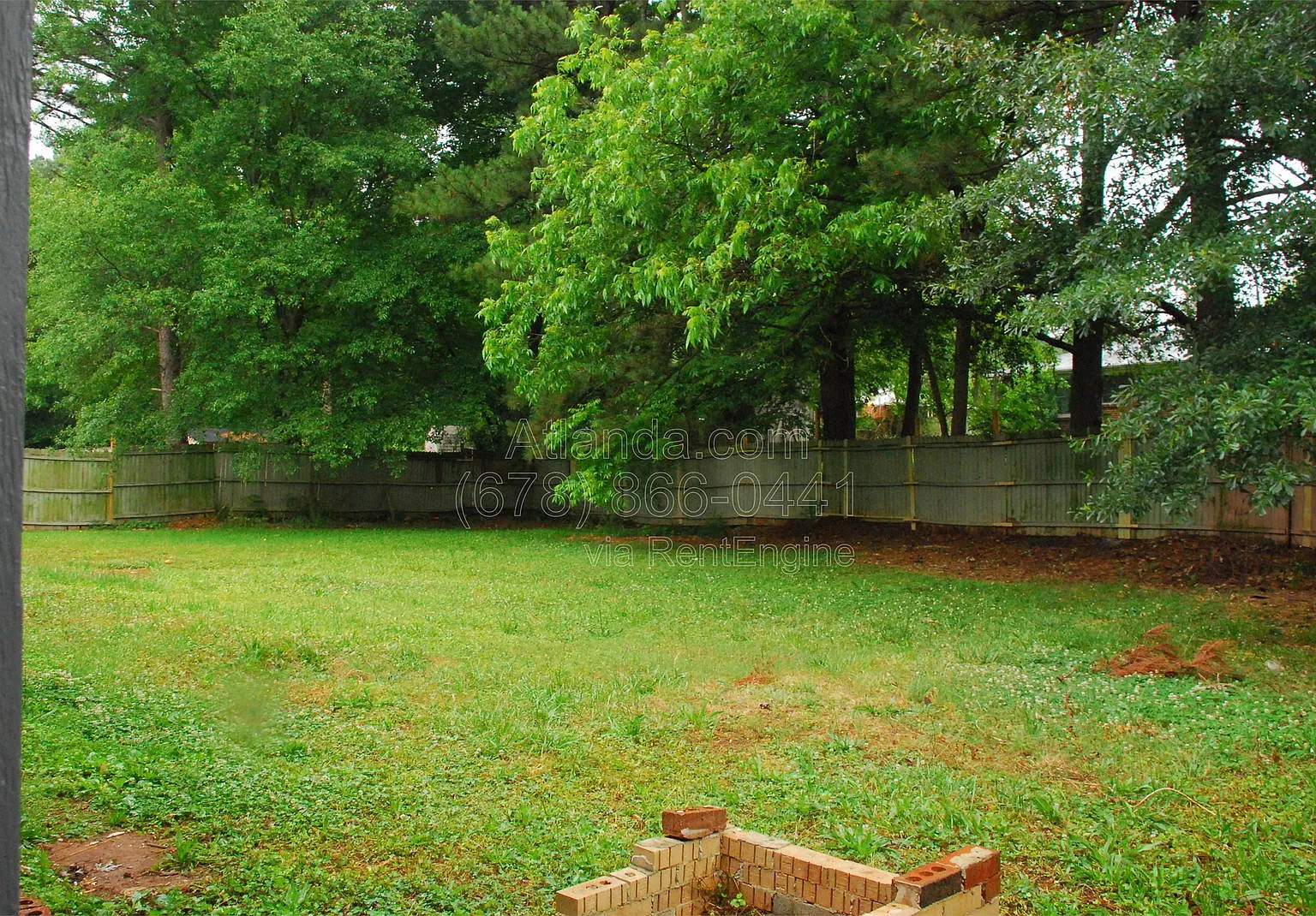 4 bed, 2.0 bath, 1900 sqft, $1,990 — Photo 3