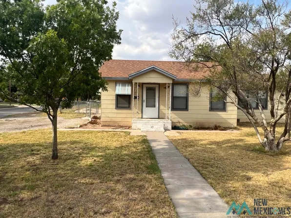 102 E Blodgett St, Carlsbad, NM 88220
