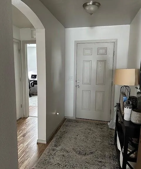608 N Manship Ave — Photo 4
