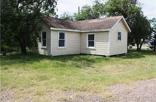 2nd image of 713 Scotland Dr