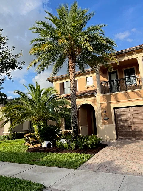 8680 Watercrest Cir W — Photo 2