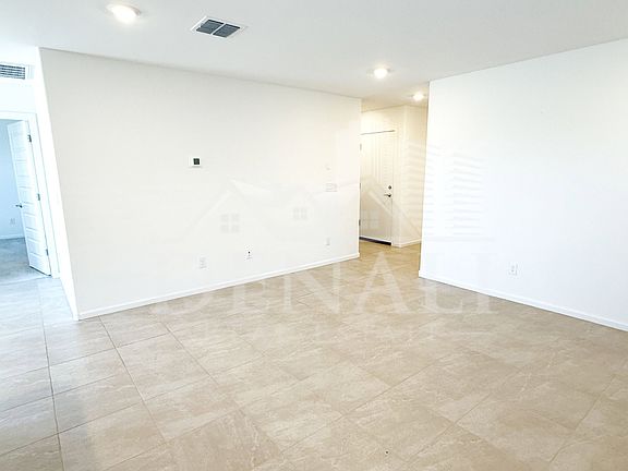 5th image of 32300 N Hermon Rd
