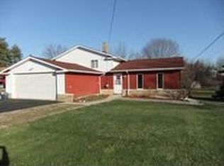 927 Pennys Dr, Brunswick, OH
