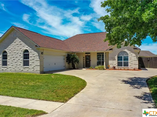 211 Green Gable Dr, Victoria, TX 77904