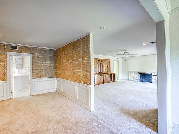 4th image of 1010 Highland Dr