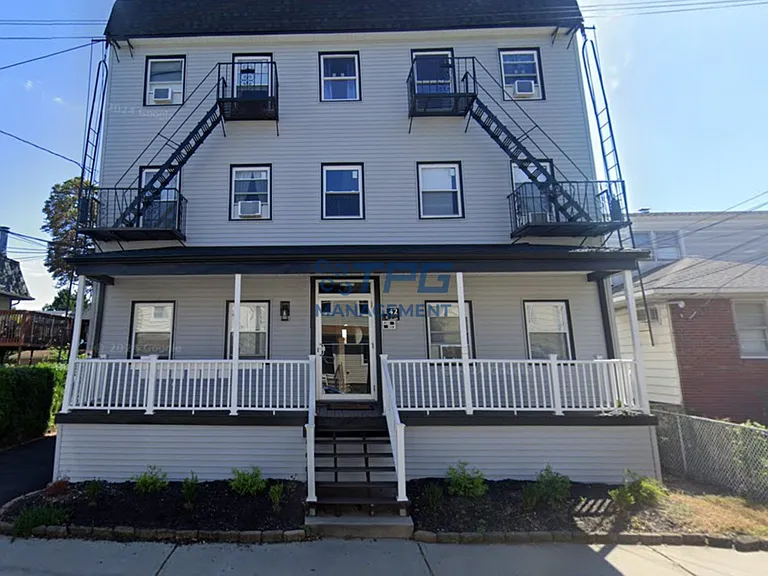 42 Lester St #5 — Photo 6
