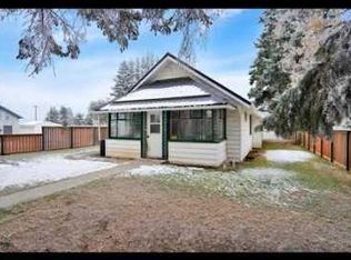 4915 N 52nd Ave, Eckville, AB T0M 0X0